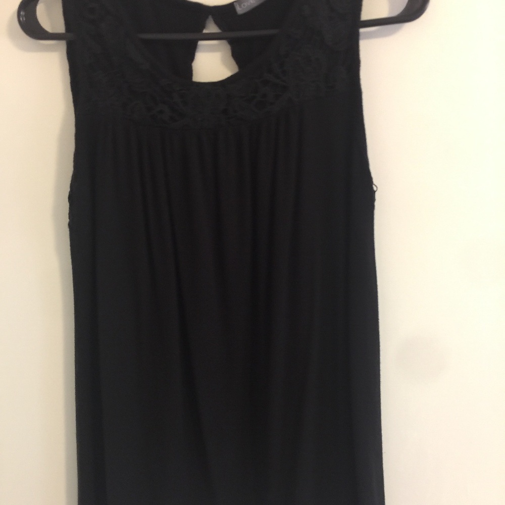 LOVEAPPELLA Samison Lace Detail Knit Top